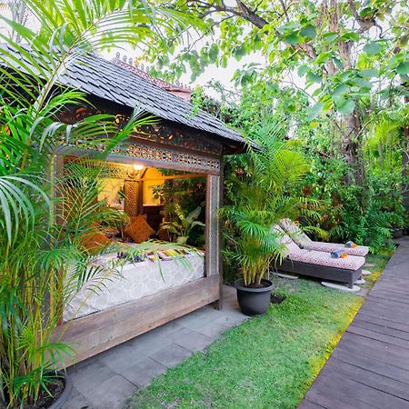 Villa Kampung Kecil Boutique Hotel Sanur  Exterior photo